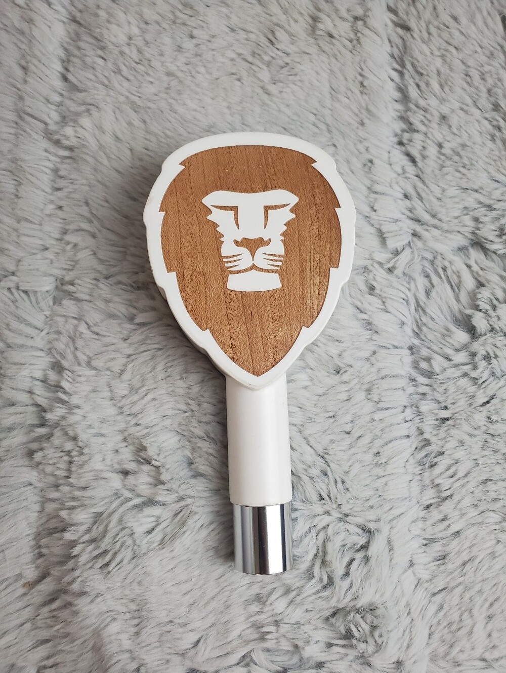 RARE Custom Hop Lion Wood Shield Beer Tap Handle Aslan Brewing Co. Bellingham WA